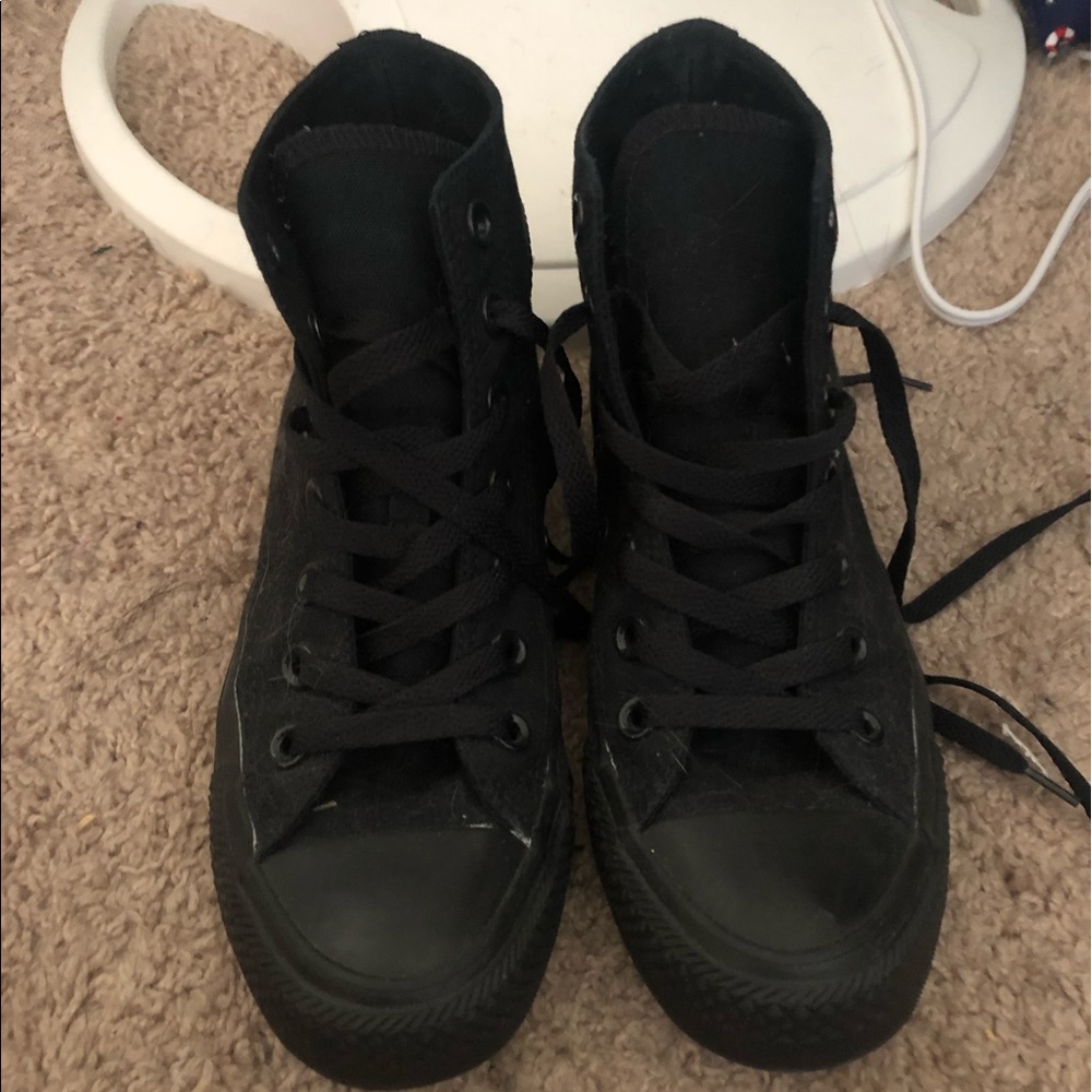 Black high top converse